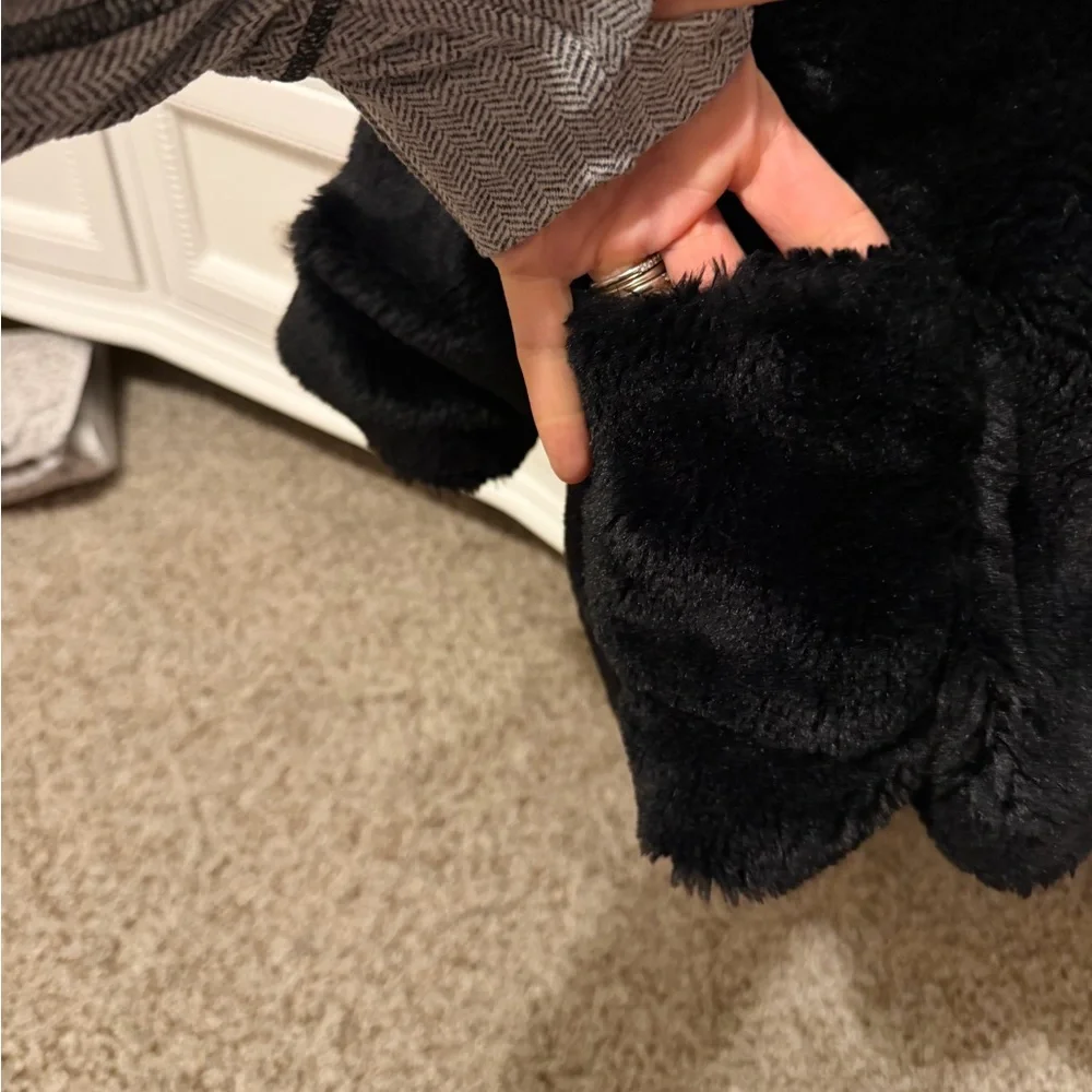 Cat & Jack Toddler Girl Faux Fur Hooded Jacket - Black and Pink 2T